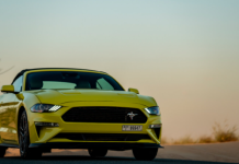 تجربة قيادة سيارة فورد موستانج ماك-إي في الإمارات: كهرباء أمريكية تقتحم الصحراء تجربة قيادة سيارة فورد موستانج ماك-إي في الإمارات