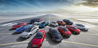 أفضل سيارة كهربائية عائلية في الإمارات: دليل الشراء لعام 2025 أفضل سيارة كهربائية عائلية في الإمارات