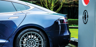 نصائح لتوفير الطاقة في سيارتك الكهربائية: دليلك لرحلات أطول وتكاليف أقل